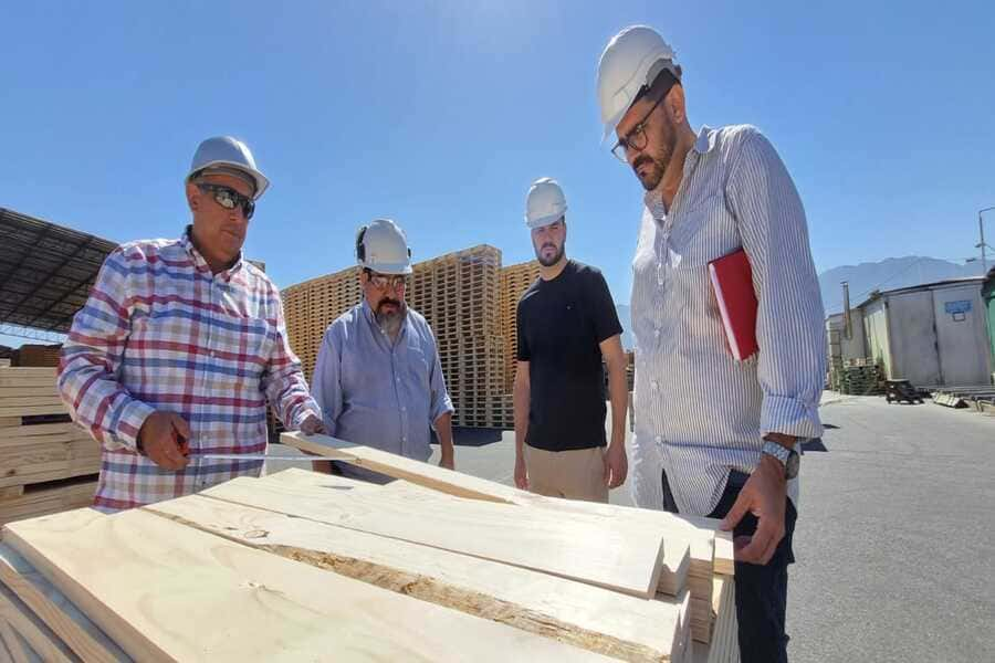 ProChile refuerza lazos con empresarios forestales mexicanos.